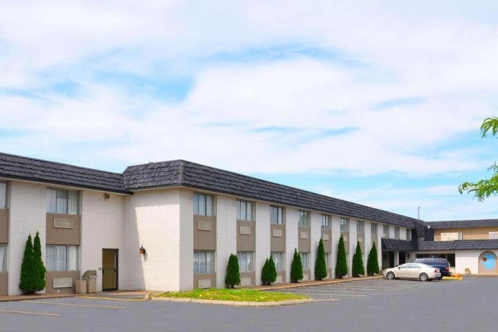 Avalon Inn Sandusky Luaran gambar